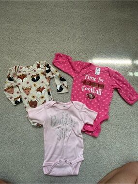 San Francisco 49ers Pink Polka Dot Baby One-Piece Bodysuit, you get all 3 pieces